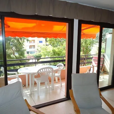 Bel 2 Pieces Proche Plages Et Commerces 아파트